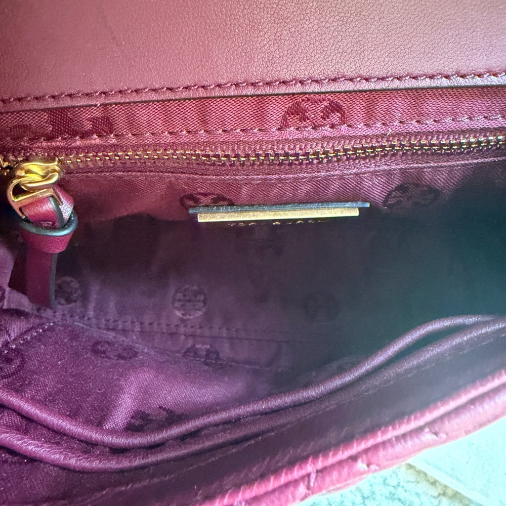 Tory Burch Small Fleming Shoulder Bag /Purse - Picture 10 of 13